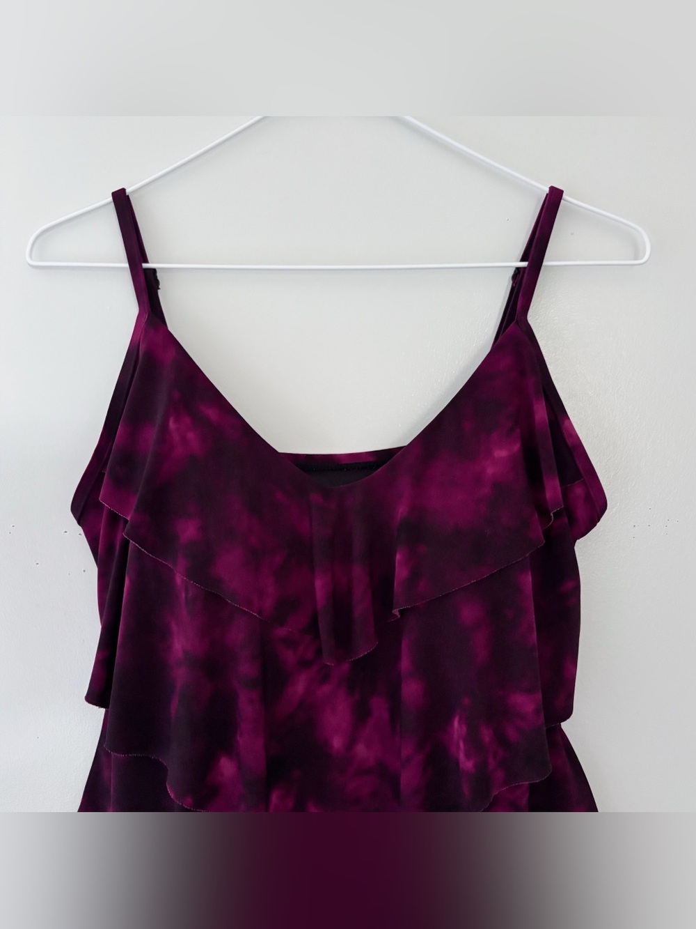 Y2K Ruffle Tank - Picture 3 of 6